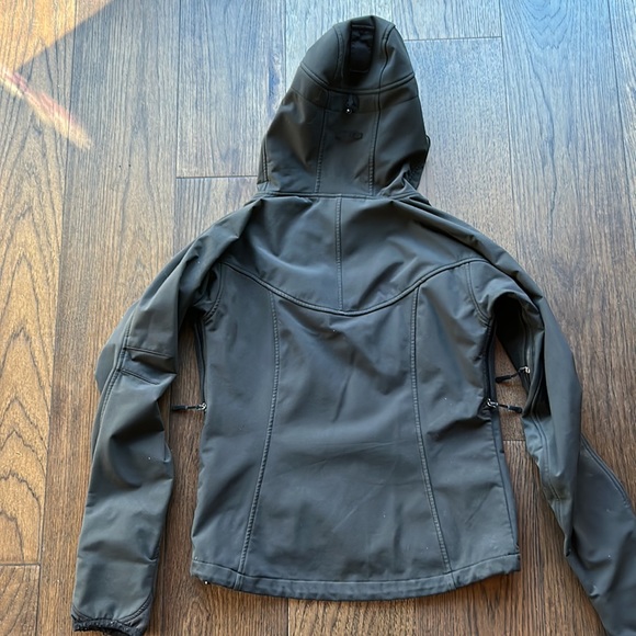 Loki Softshell Women’s Snowboarding Jacket - Picture 7 of 7